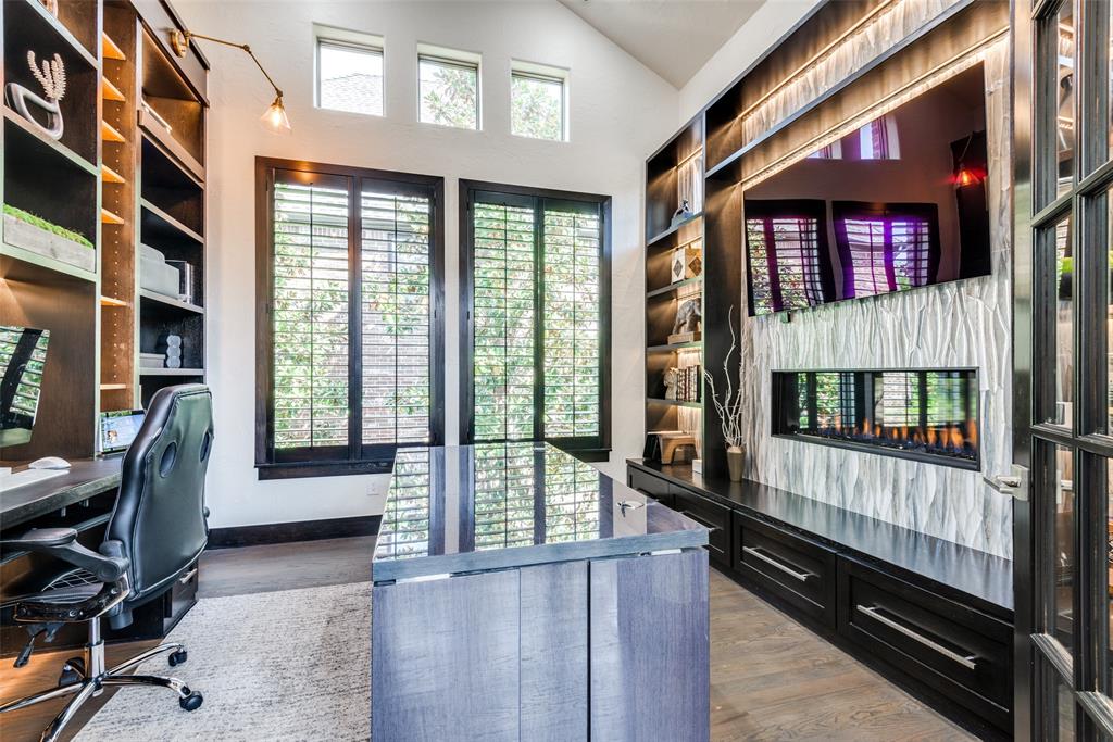 Kings Lake - Residential