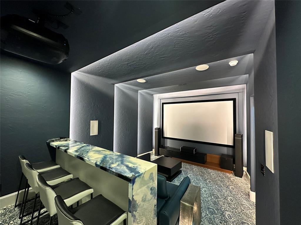 Kings Lake - Residential