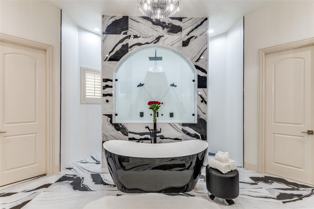 Kings Lake - Residential