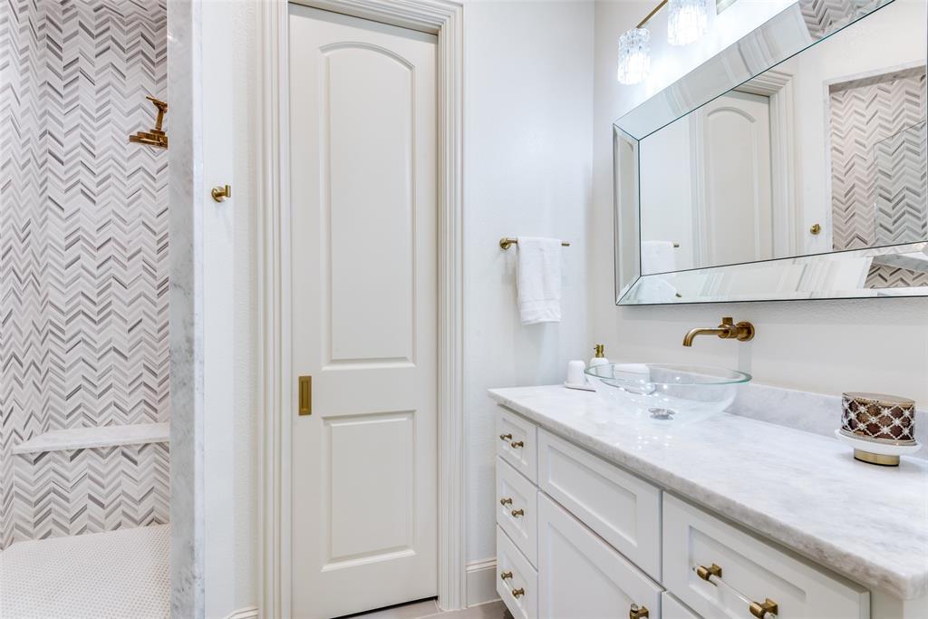 Kings Lake - Residential