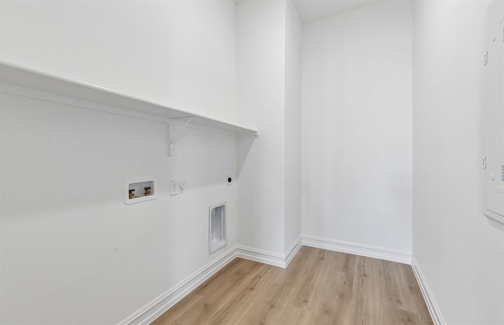 Del Webb Trinity Falls - Residential