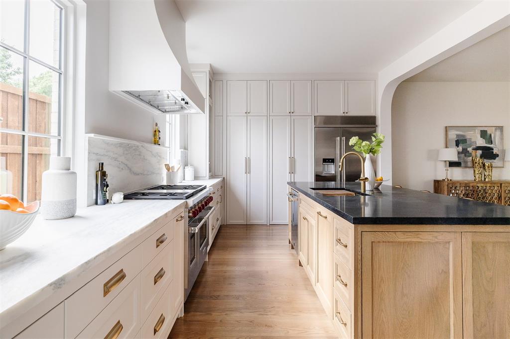 WILLIAMS-CARUTH TERRACE - Residential