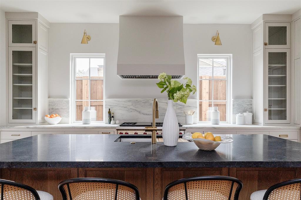 WILLIAMS-CARUTH TERRACE - Residential