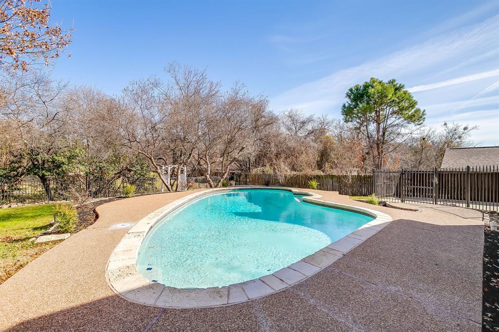 Lake Country Estates Add - Residential