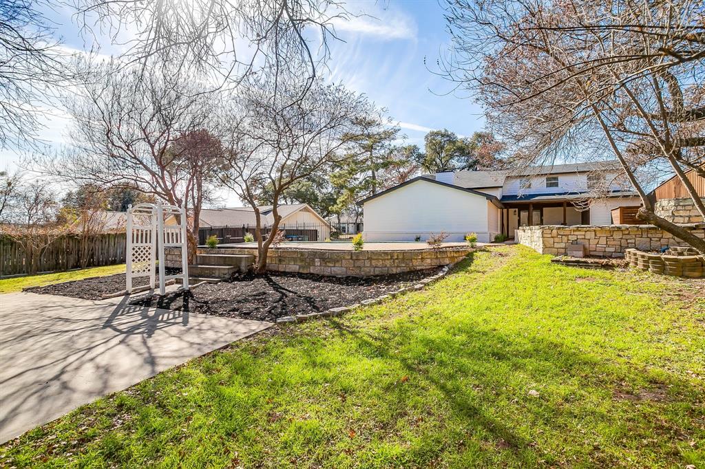 Lake Country Estates Add - Residential