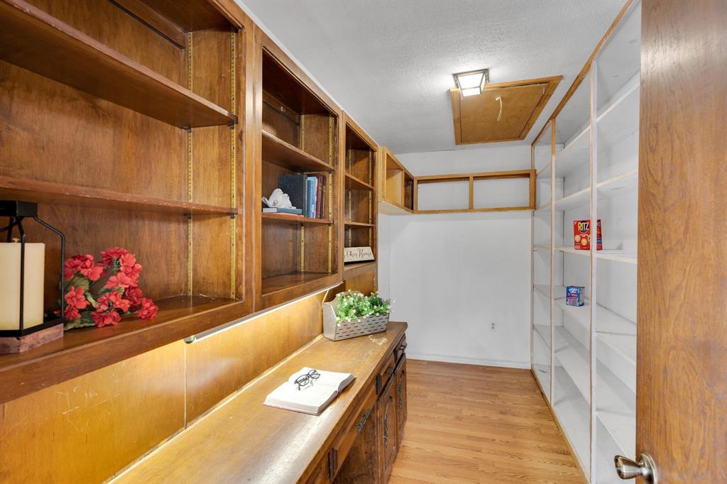 J A Gaona - Residential