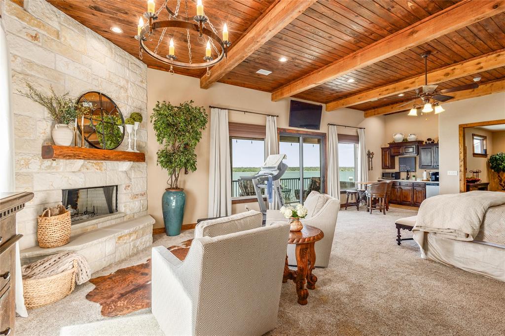 George Baughs Lake Brownwood - Residential