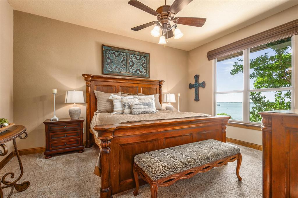 George Baughs Lake Brownwood - Residential