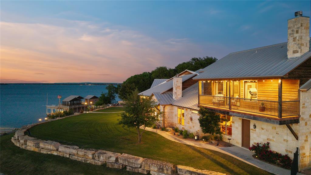 George Baughs Lake Brownwood - Residential