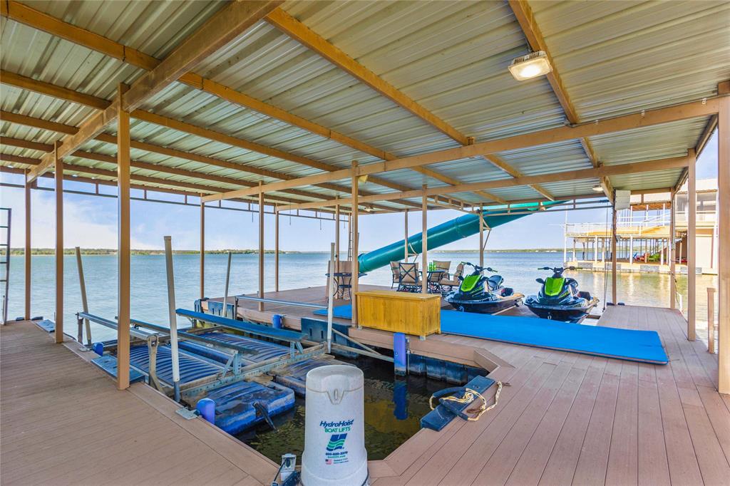 George Baughs Lake Brownwood - Residential