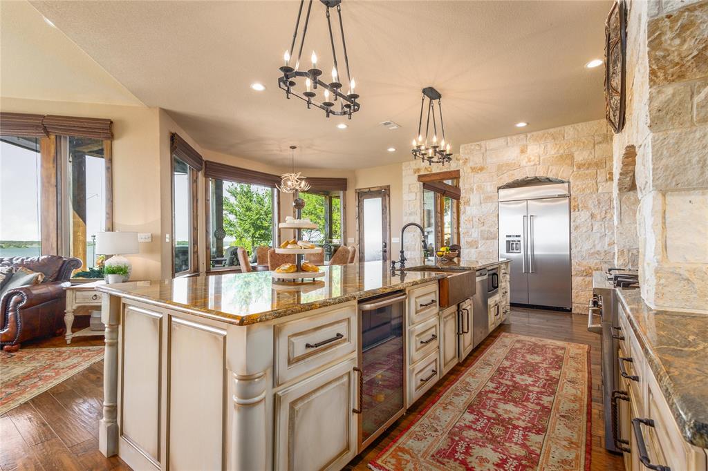 George Baughs Lake Brownwood - Residential