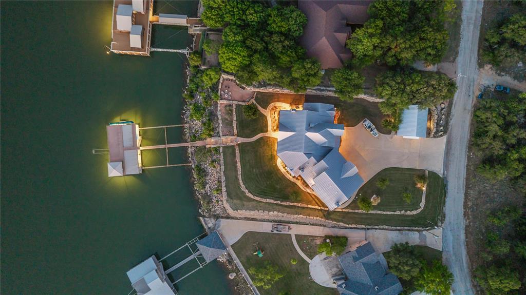 George Baughs Lake Brownwood - Residential