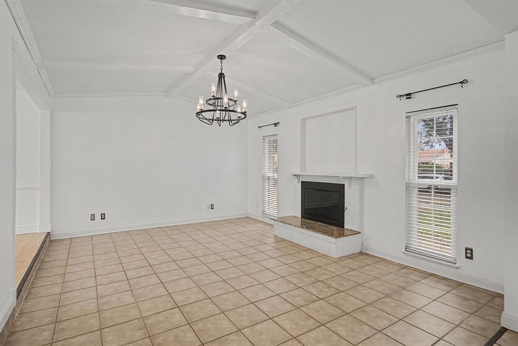 1405 Wind Cave Circle