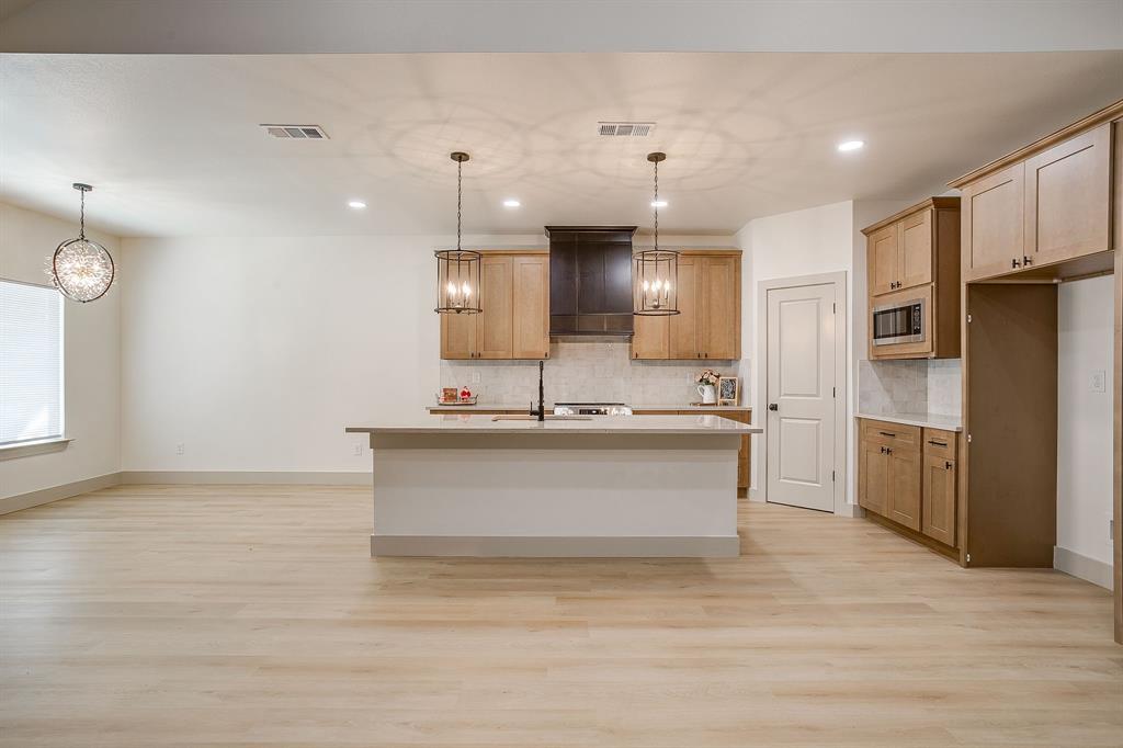 Runaway Bay Unit 6 - Residential