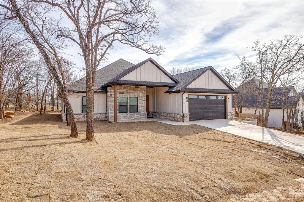 Runaway Bay Unit 6 - Residential