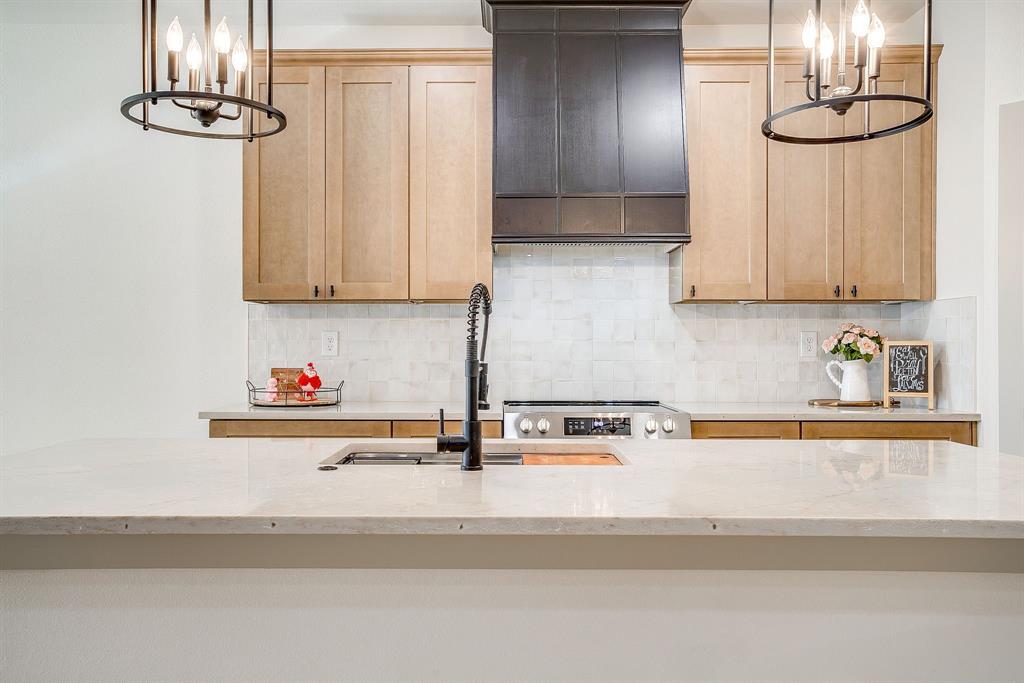 Runaway Bay Unit 6 - Residential