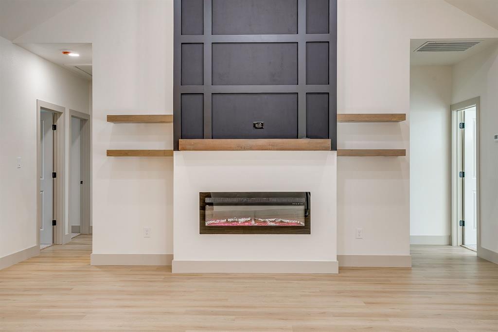 Runaway Bay Unit 6 - Residential