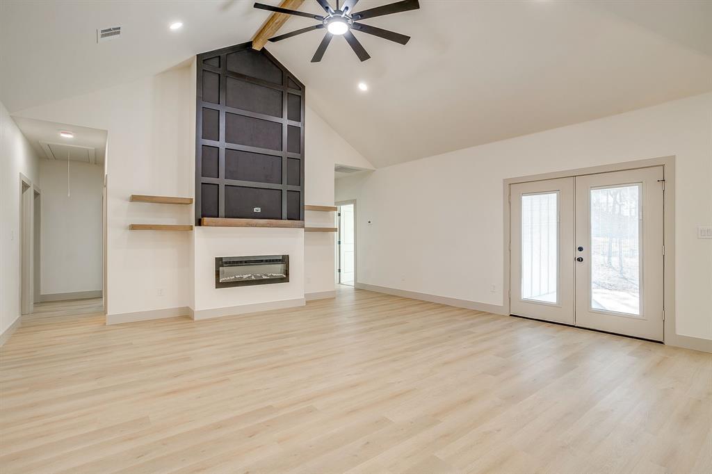 Runaway Bay Unit 6 - Residential