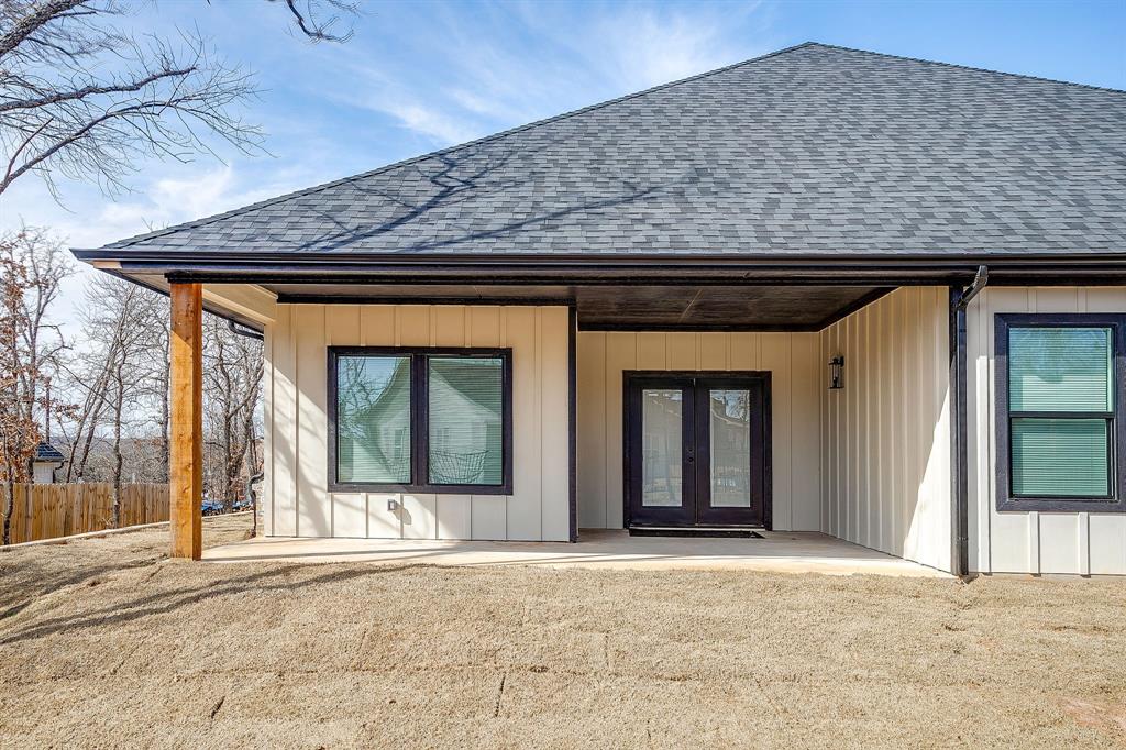 Runaway Bay Unit 6 - Residential