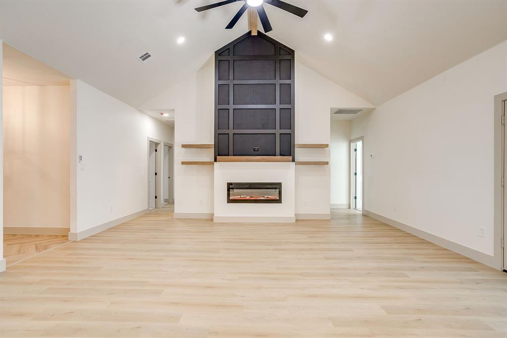 Runaway Bay Unit 6 - Residential