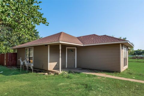 A home in Mabank