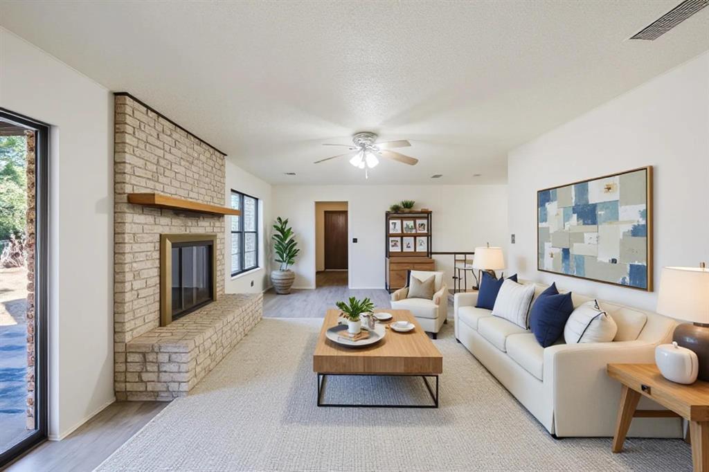 409 Crestwood Drive