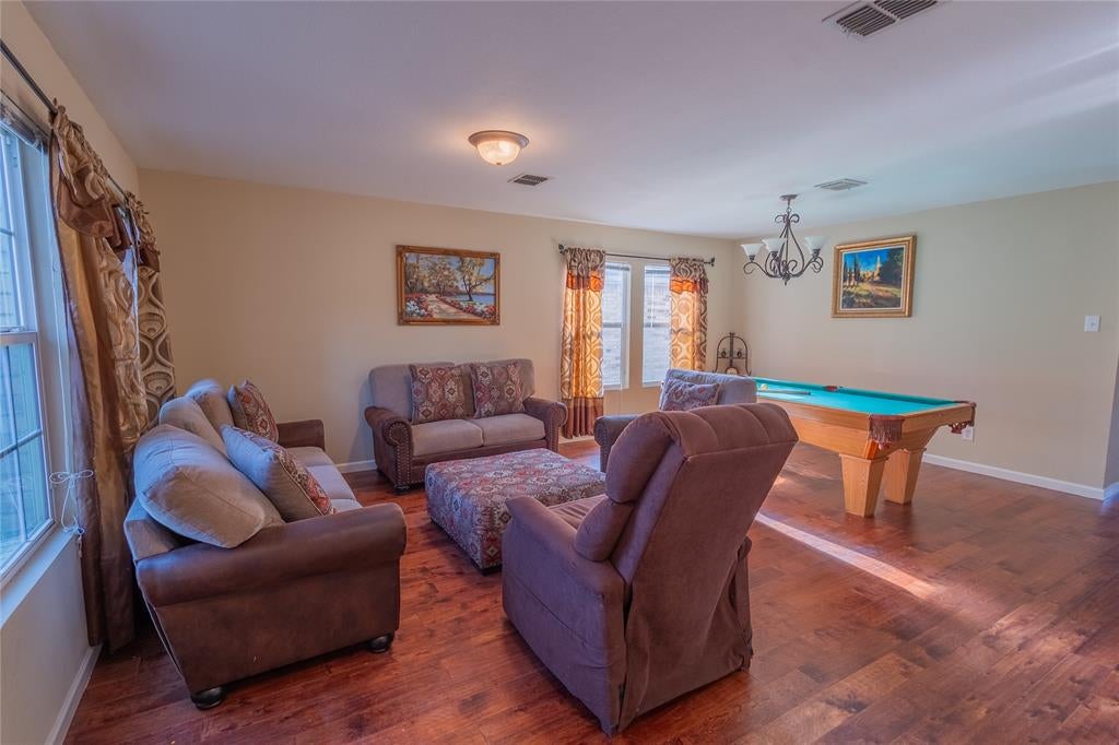 5718 Green Ivy Road