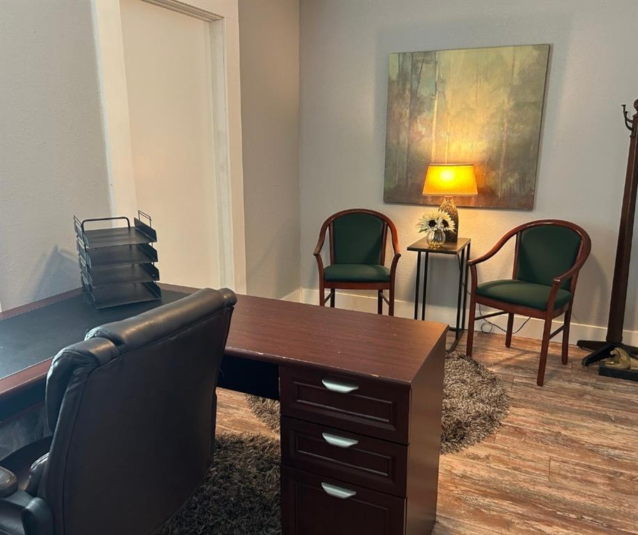 School Lnd Srvy-348 - Commercial Lease