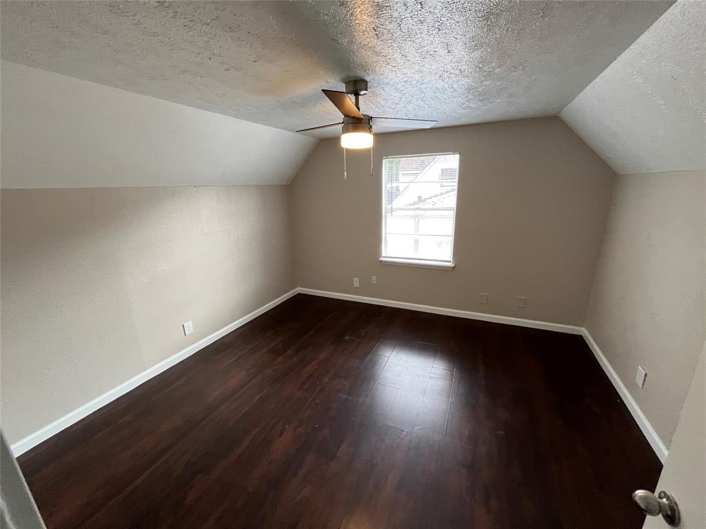 Spring Oaks 03 - Residential Lease