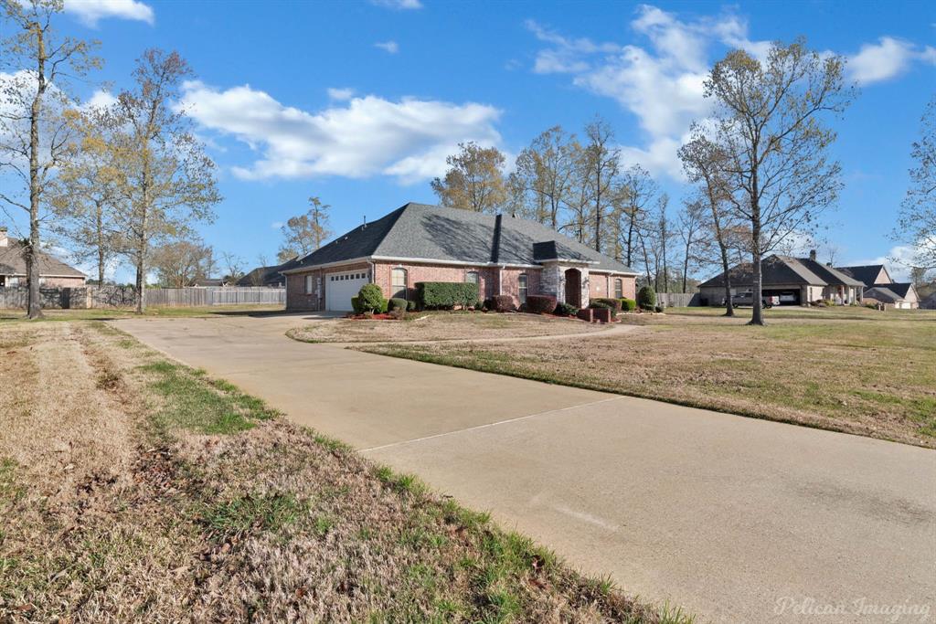 Haughton, Louisiana 71037, United States, 4 Bedrooms Bedrooms, ,2 BathroomsBathrooms,Residential,Active,94453