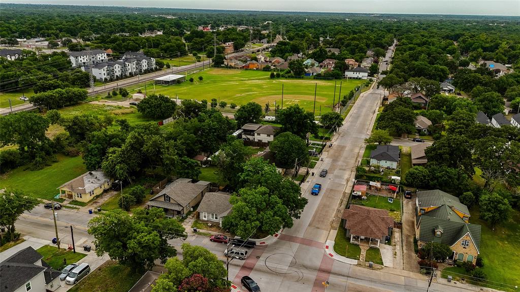 3104 Pennsylvania Avenue