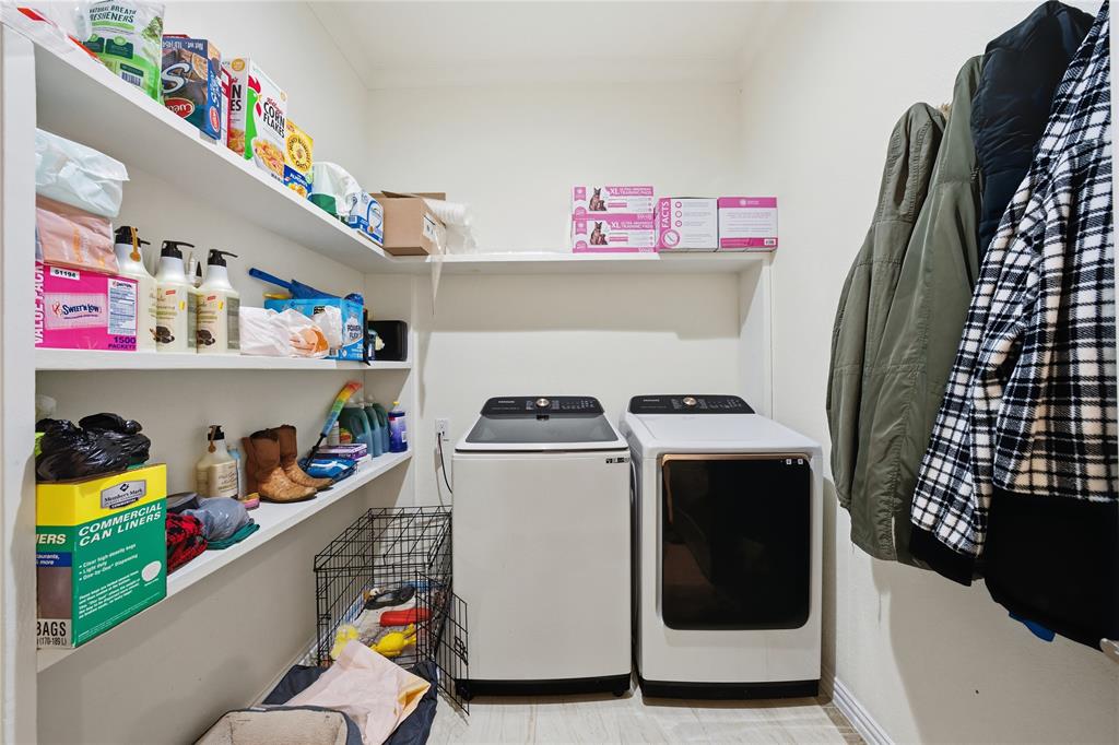 Country Club Terrace - Residential