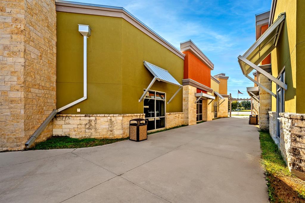 Denton Justice Plaza - Commercial Sale