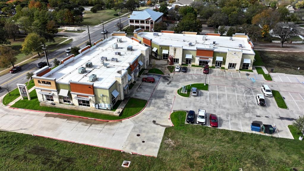 1431-1437 E McKinney Street