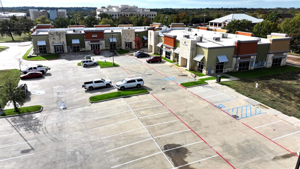 1431-1437 E McKinney Street