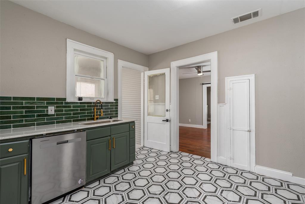 Munger Place - Residential Lease