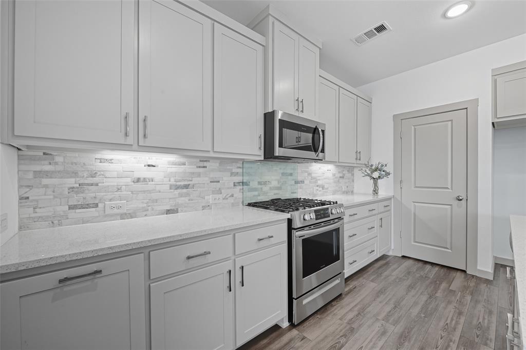 Flower Mound, Texas 75028, United States, 3 Bedrooms Bedrooms, ,3 BathroomsBathrooms,Residential,Active,208825