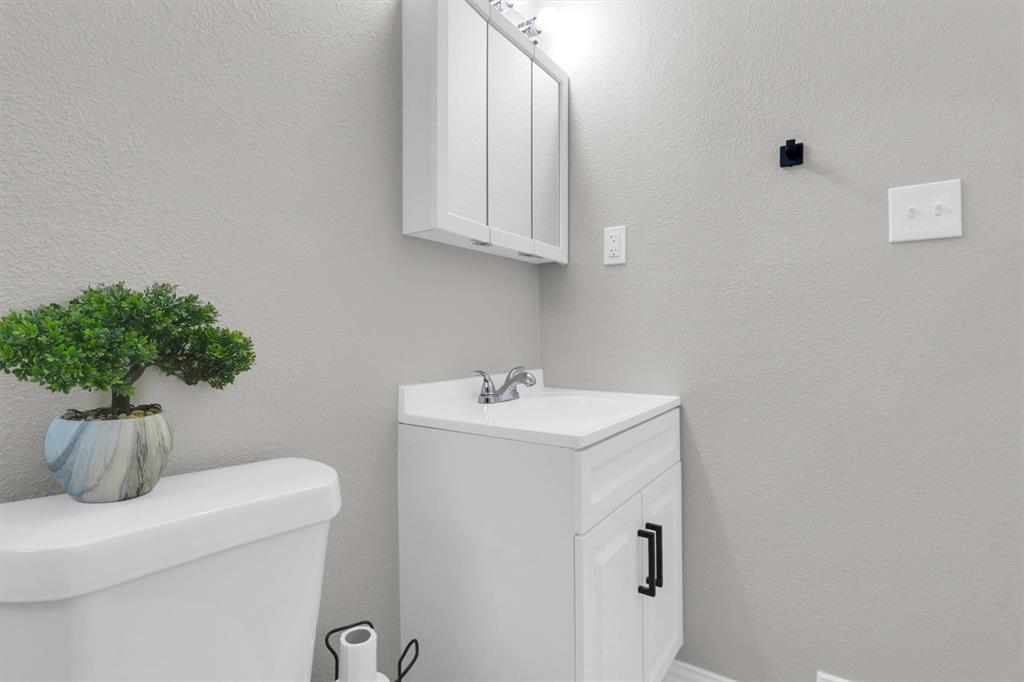 SUMMIT LAWN 2 - Residential