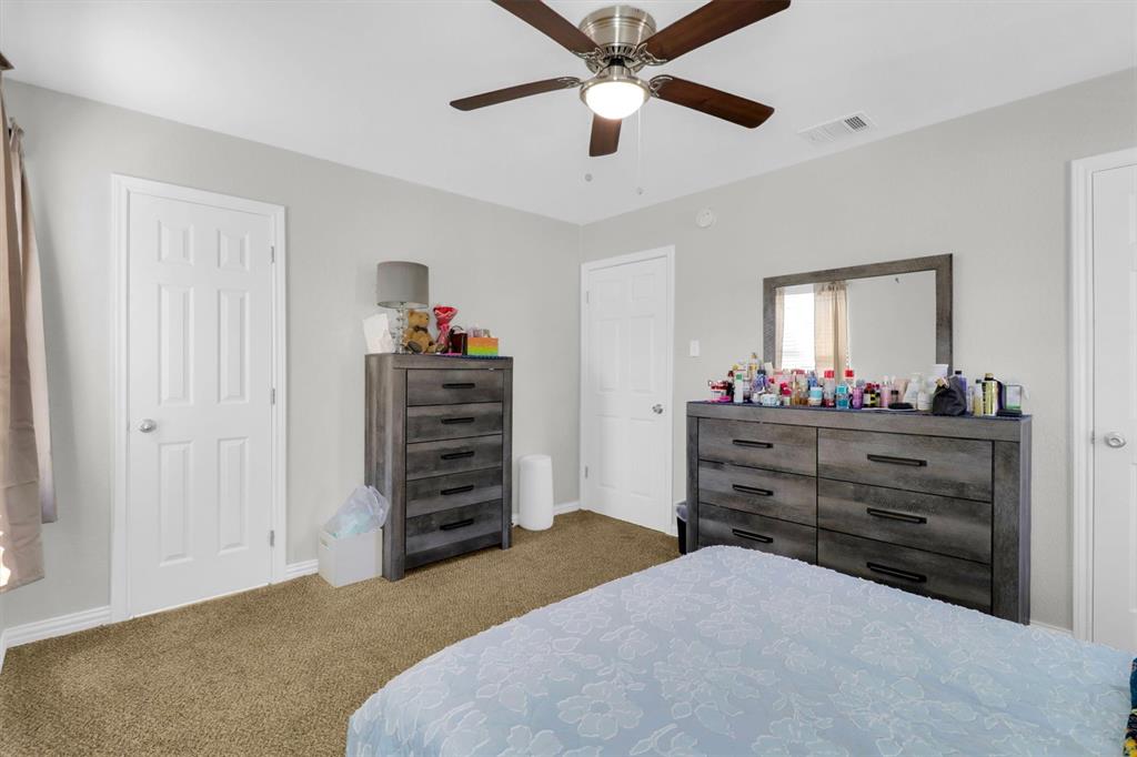 SUMMIT LAWN 2 - Residential