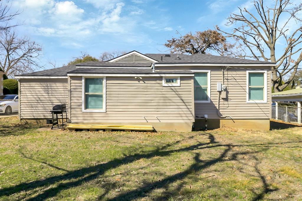 SUMMIT LAWN 2 - Residential