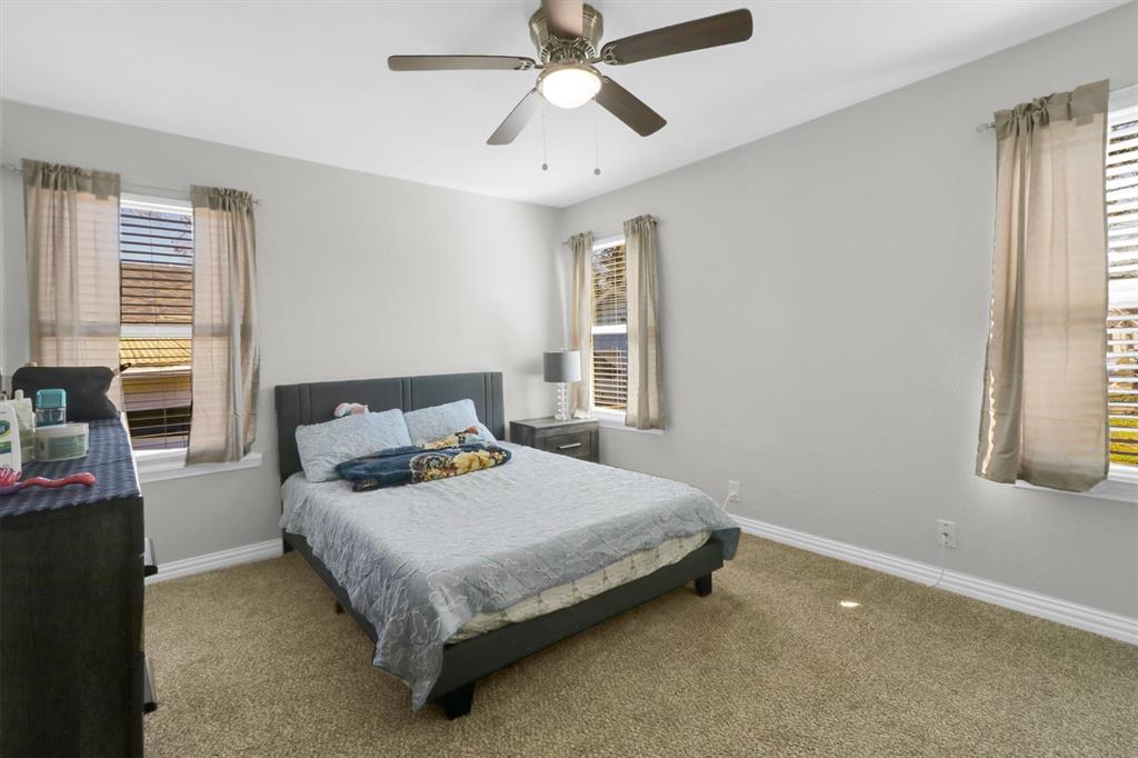 SUMMIT LAWN 2 - Residential