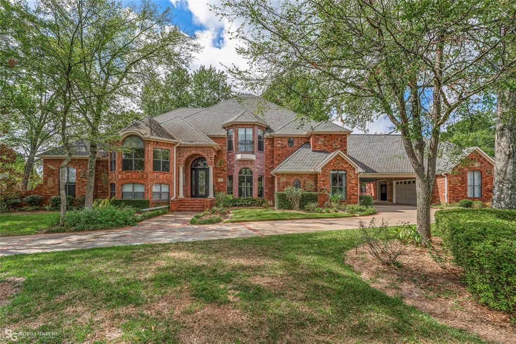 36 Golf Club Drive
