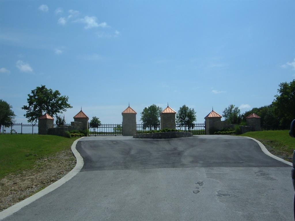 Grand Harbor On Lake Bridgeport - Land