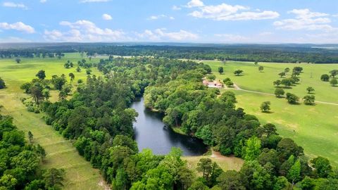 Photo of 226 Fm 2869, Winnsboro, TX 75494 (MLS # 21257096)