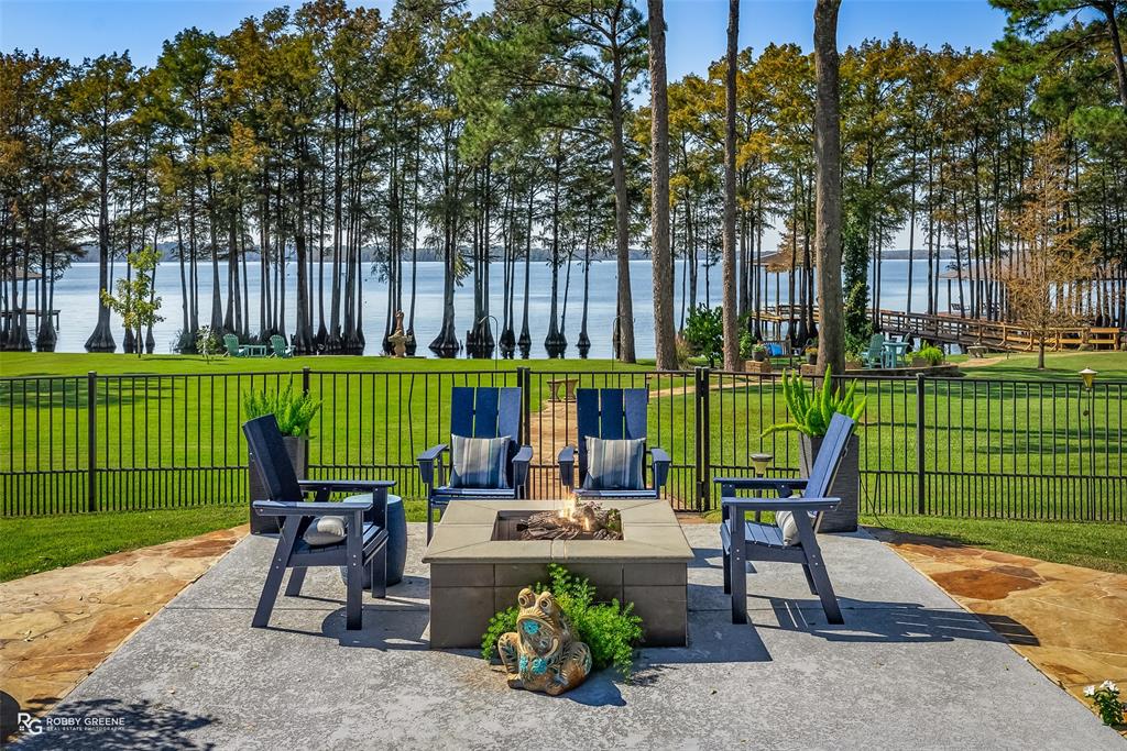 Squirrel Point - Residential