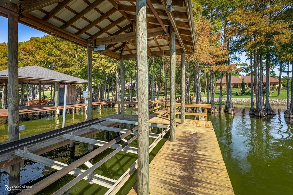 Squirrel Point - Residential