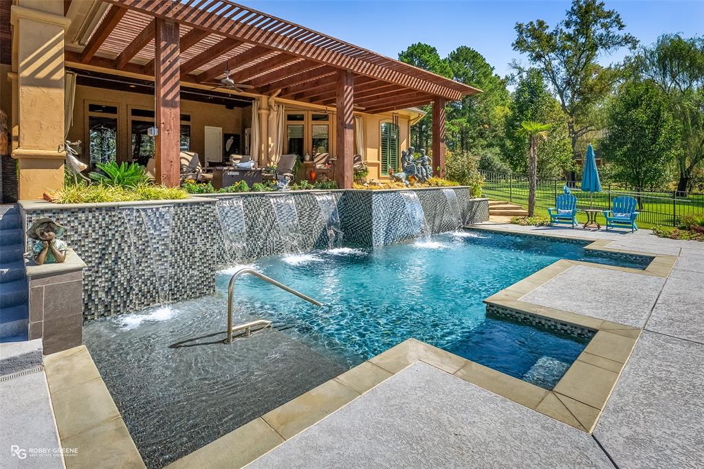 Squirrel Point - Residential