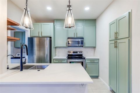 4067 Beltway Drive 111 Addison TX 75001