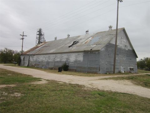 00 W Pierce Winters TX 79567