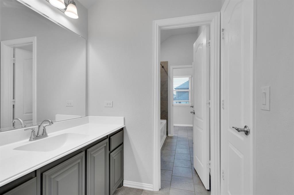 Buffalo Rdg Ph 5 - Residential Lease